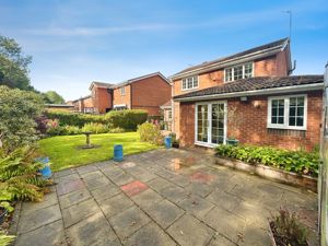 Photo 16- click for photo gallery